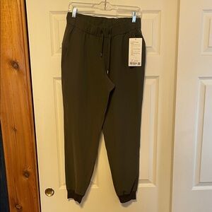 lululemon athletica Women  Green Joggers